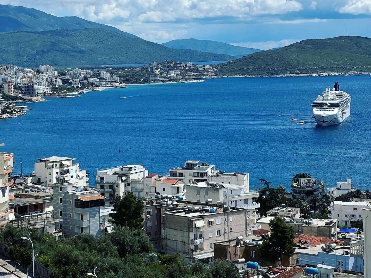 Hotel Leon Sarande Exterior photo